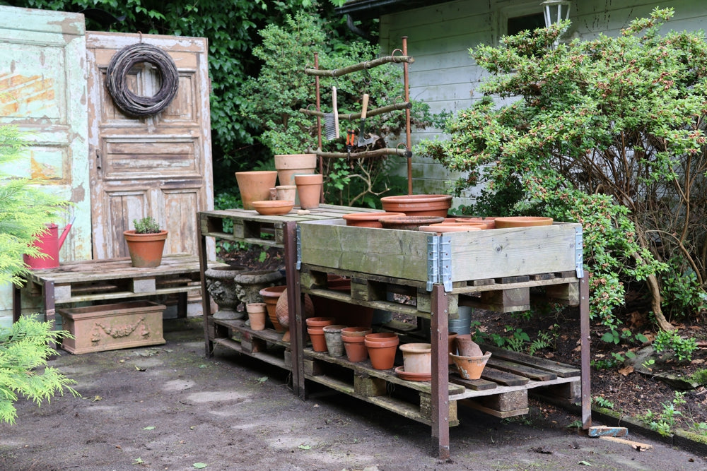 Füße für Europaletten, Pflanztisch, Gartenregal, Europalettentisch, Hochbeet für Palettenrahmen, Regalfüße für Europaletten, Terrassenregal, Arbeitstisch für draussen,