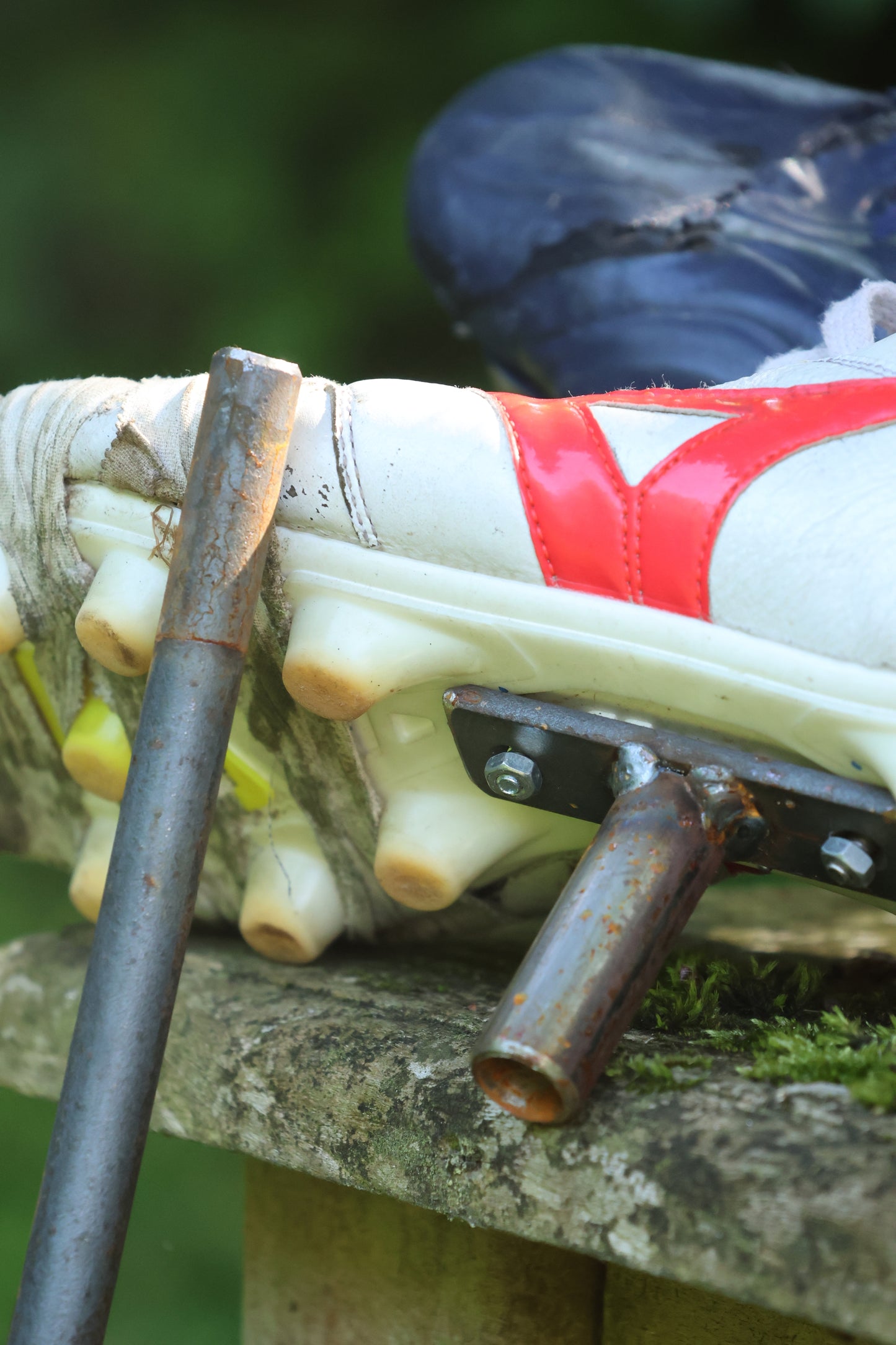 3er Set Bierflaschenhalter, Bierdosenhalter, Gartenstecker Bierdose