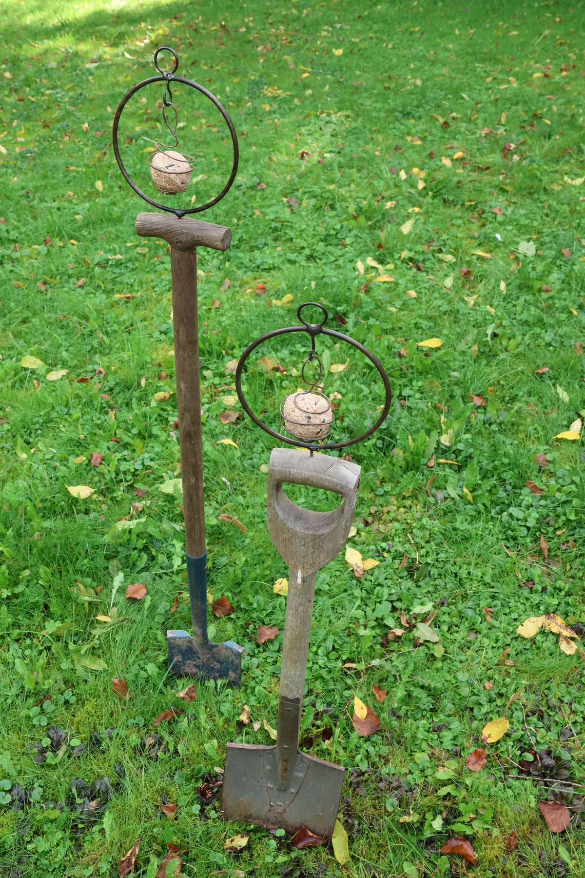 Meisenknödelring zum aufschrauben, Futterspirale zum schrauben, Futterring mit Schraube