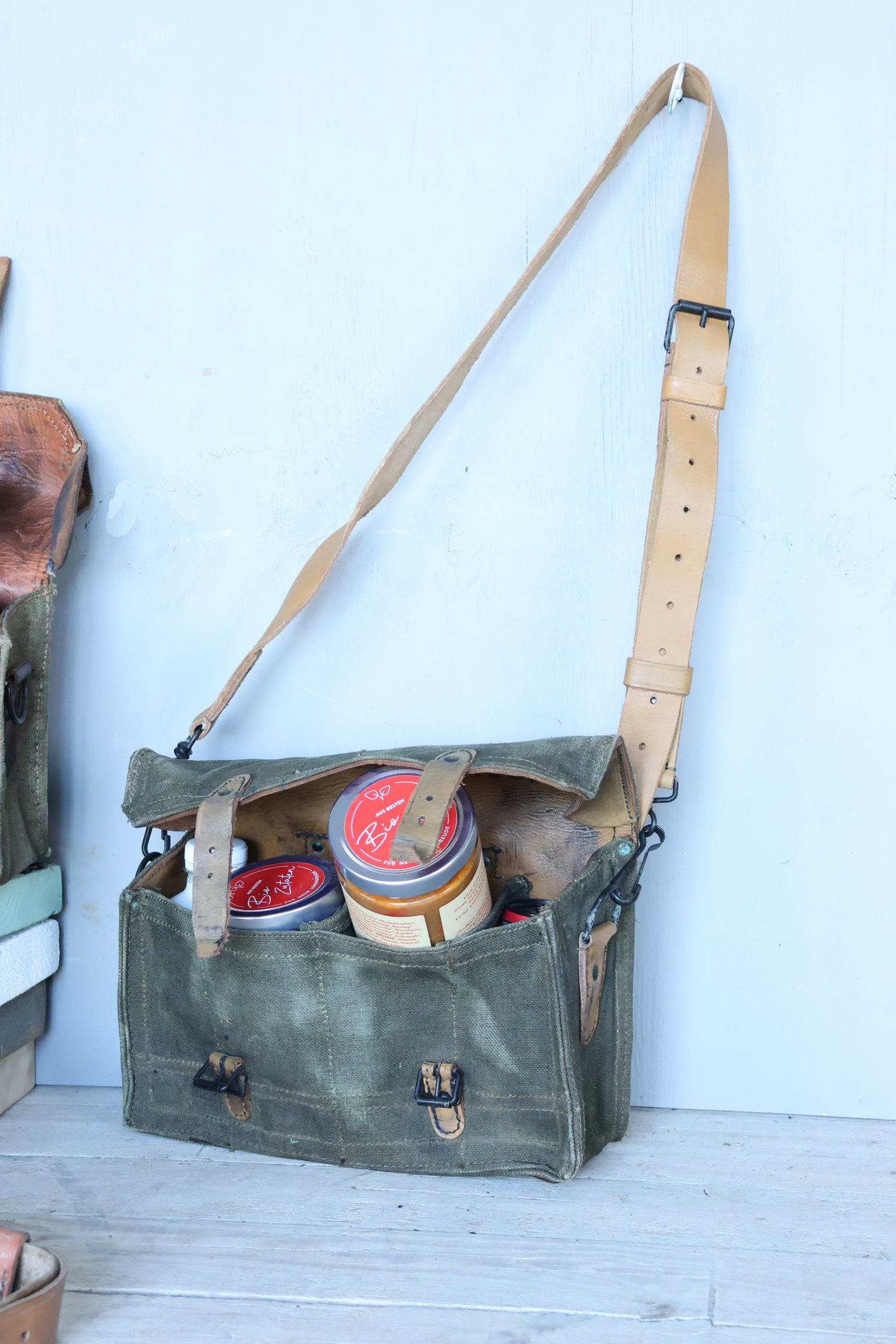 Umhängetasche, Tasche mit Quergurt, Vintage Tasche, Männerhandtasche, Alte Armeetasche