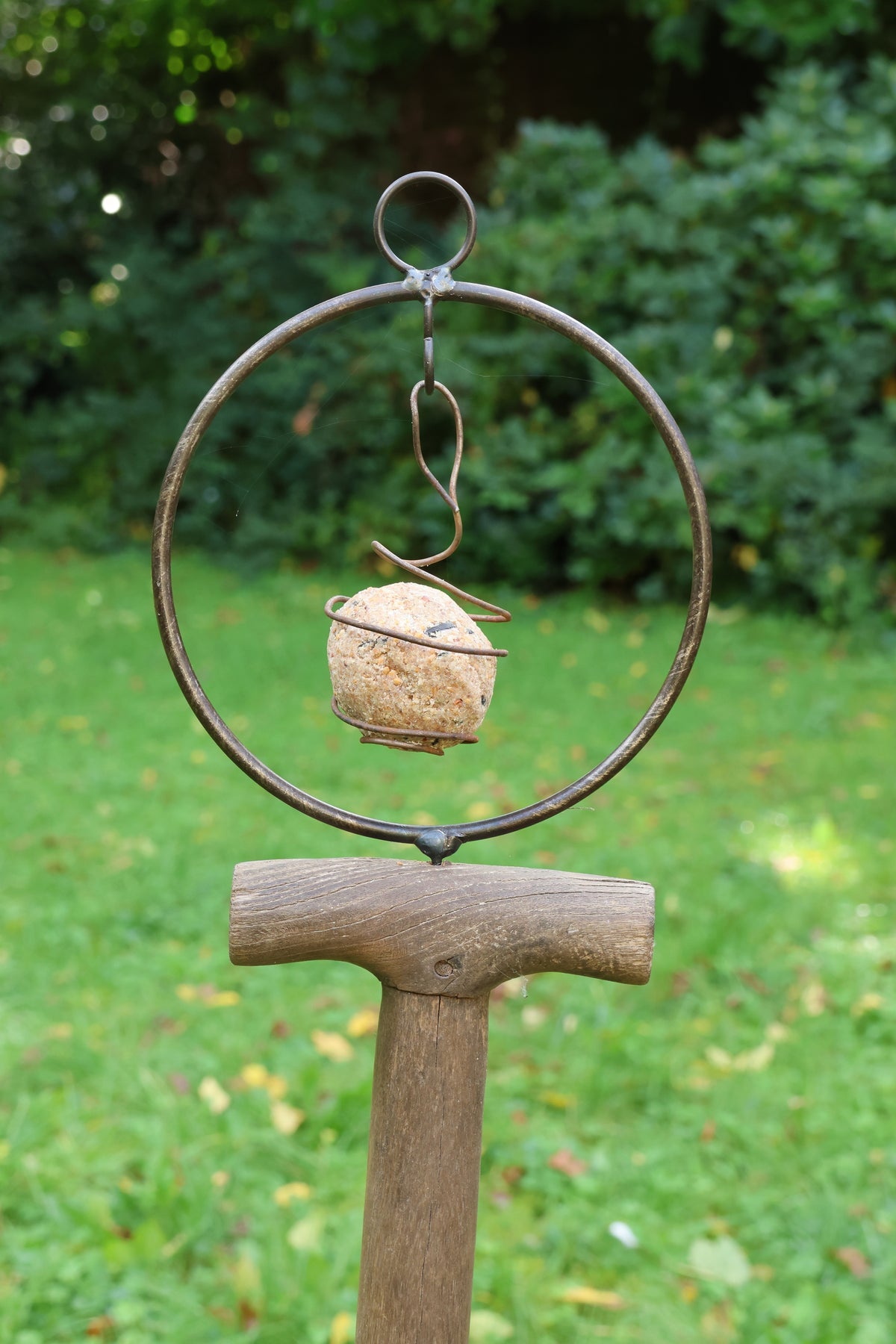 Meisenknödelring zum aufschrauben, Futterspirale zum schrauben, Futterring mit Schraube