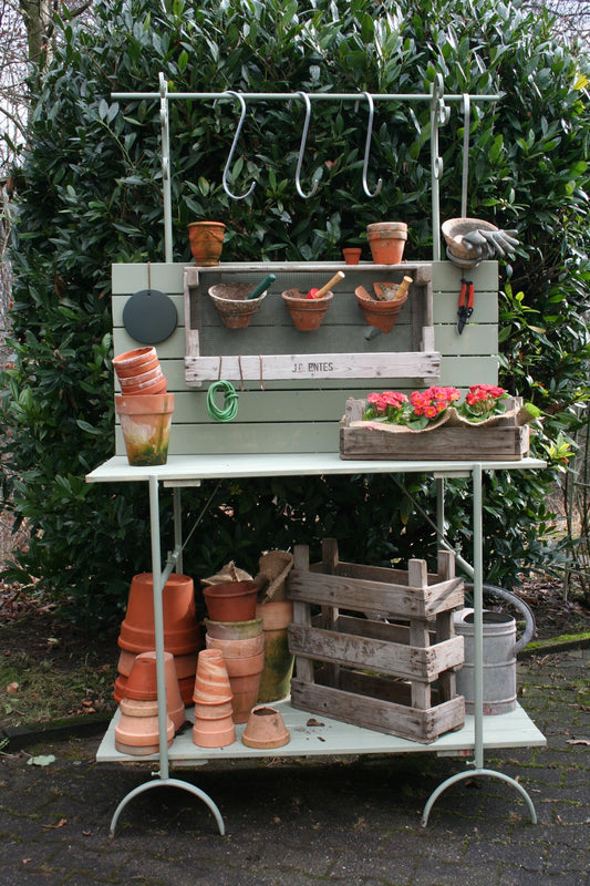 Pflanztisch "Multitalent Nr.1 Profi" - Böcke,  Gartenarbeitstisch aus Eisen, Pflanztisch stabil, Pflanztisch für Profis, - timmasiru.de