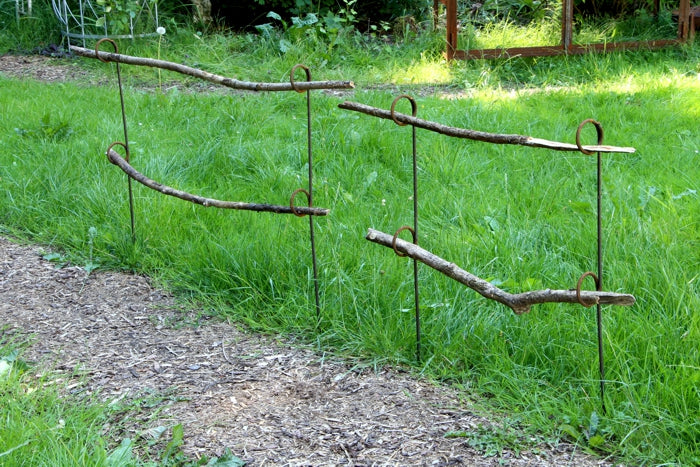 5 Stück Staudenhalter 2-Auge,  verschiedene Längen, Blumenstütze, Beetbegrenzer,