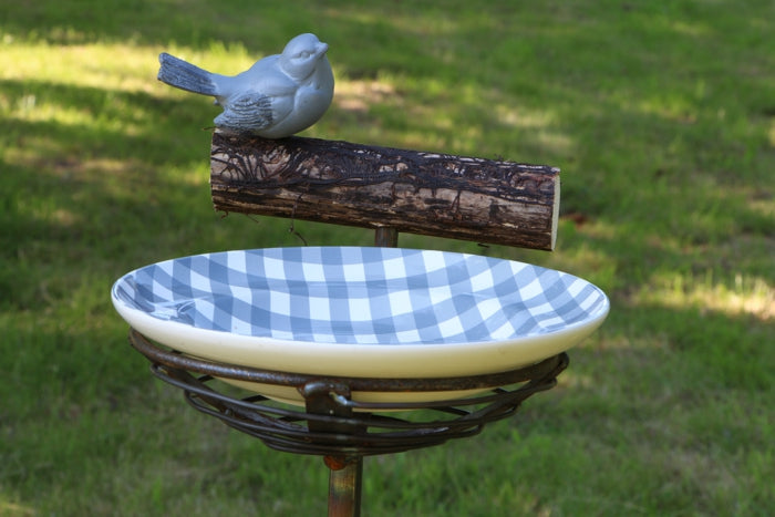 Vogeltränke stehend aus Eisen mit Sitzplatz - Handgemacht in NRW - Nr. 3 - timmasiru.de