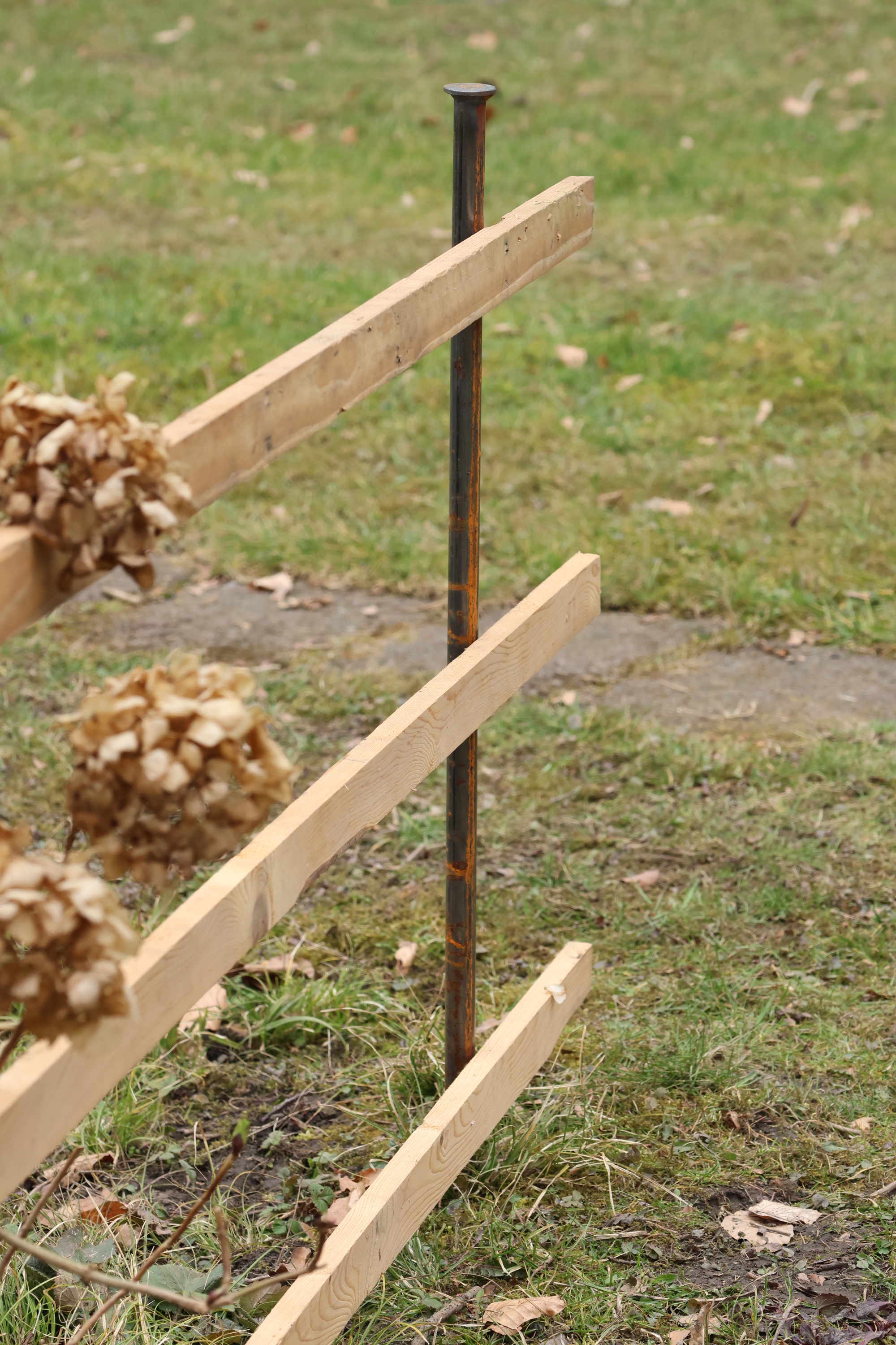 Erdspieß, Einschlagpfosten für Gartenstele, DIY-Zaunbau